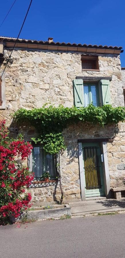 Maison Typique En Plein Coeur De Village Arbori Exterior photo